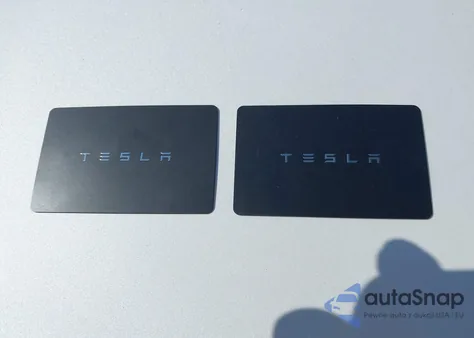 2020 Tesla Model Y Long Range Dual Motor All-Wheel Drive from USA, damaged, VIN 5YJYGDEE7LF008824